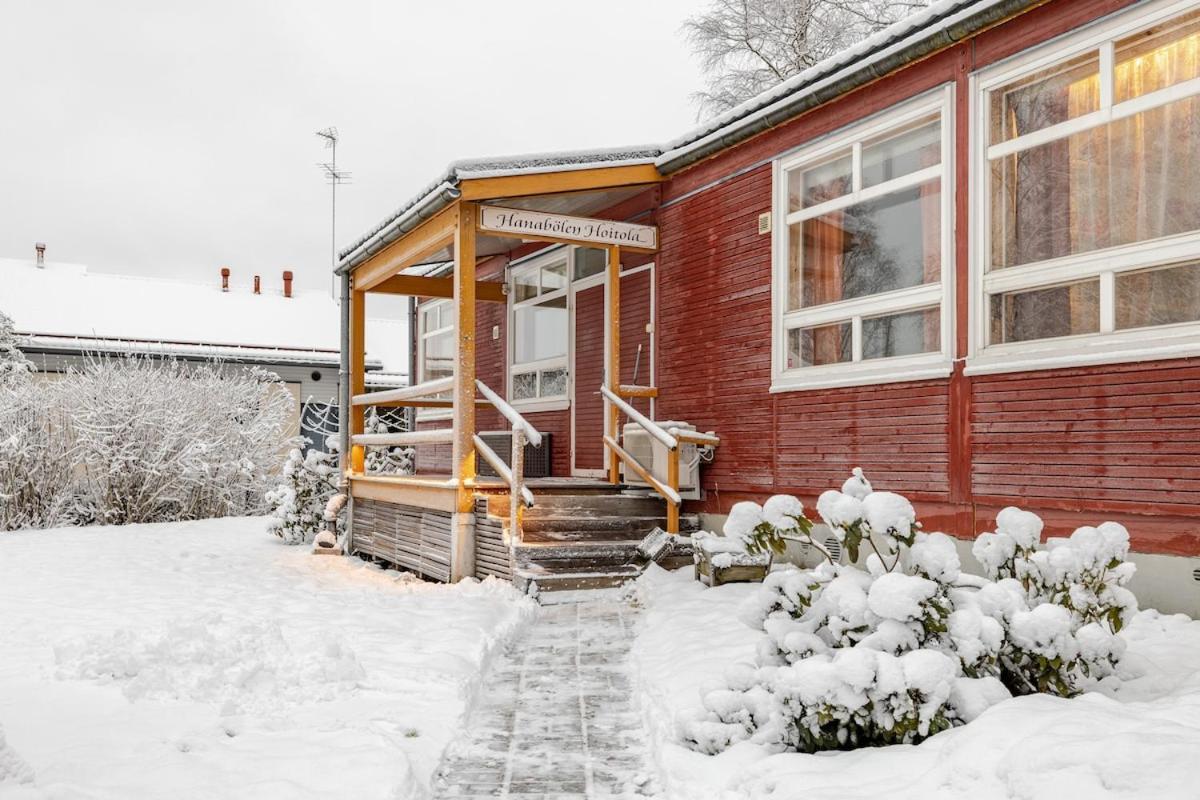 Bungalow House Flat In Rekola 33M2 Vantaa Eksteriør billede